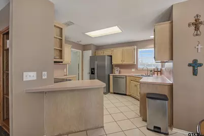 220 Eastgate Dr, Whitehouse, TX 75791 - Photo 11