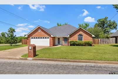 220 Eastgate Dr, Whitehouse, TX 75791 - Photo 1