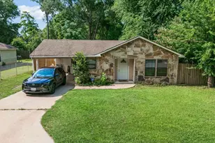 208 Richardson St, Longview, TX 75602 - Photo 1