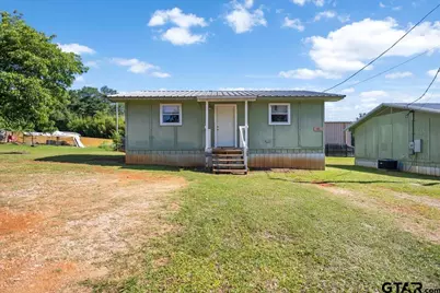 108 McClung St, Winona, TX 75792 - Photo 1