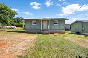 108 McClung St, Winona, TX 75792 - Photo 1