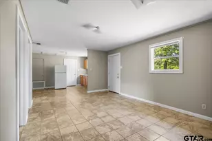 108 McClung St, Winona, TX 75792 - Photo 7