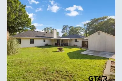 717 Meadow Creek Drive, Tyler, TX 75703 - Photo 41