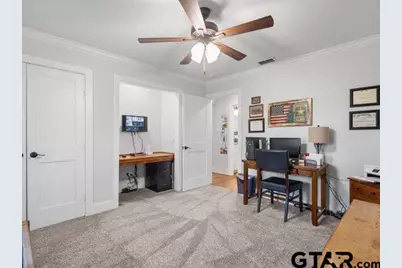 717 Meadow Creek Drive, Tyler, TX 75703 - Photo 25