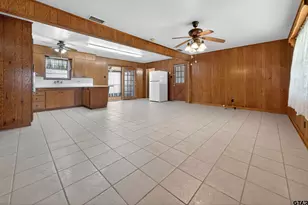 106 Southview Dr, Henderson, TX 75654 - Photo 5