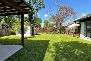 410 E 4th St, Mount Pleasant, TX 75455 - Photo 25