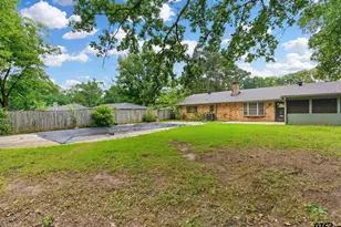 2005 Happy St, Mt Pleasant, TX 75455 - Photo 7
