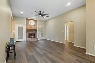 514 Juanita, Chandler, TX 75758 - Photo 11