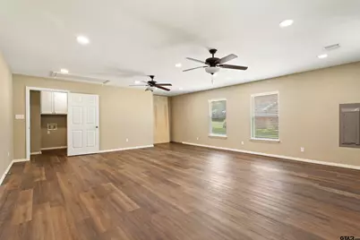 514 Juanita, Chandler, TX 75758 - Photo 29