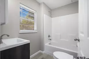 253 N Pecan, Van, TX 75790 - Photo 21