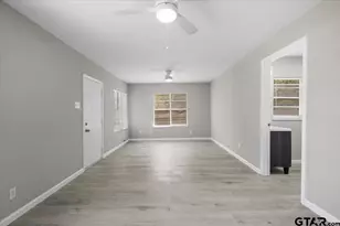 253 N Pecan, Van, TX 75790 - Photo 5