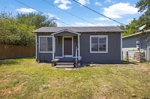 253 N Pecan, Van, TX 75790 - Photo 9