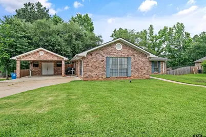 607 E Woodhaven St., White Oak, TX 75693 - Photo 3