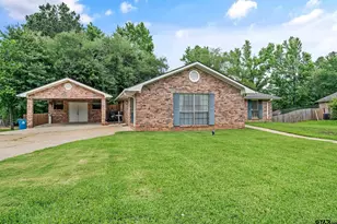 607 E Woodhaven St, White Oak, TX 75693 - Photo 3