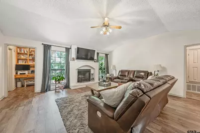 607 E Woodhaven St., White Oak, TX 75693 - Photo 9