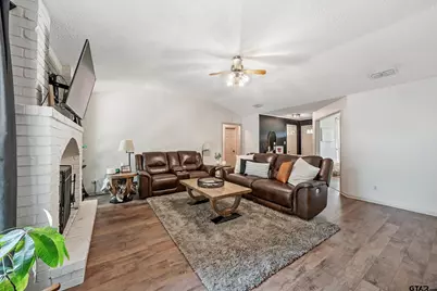 607 E Woodhaven St., White Oak, TX 75693 - Photo 7