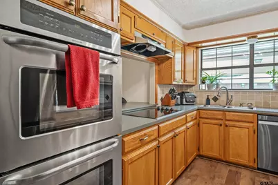 607 E Woodhaven St., White Oak, TX 75693 - Photo 13