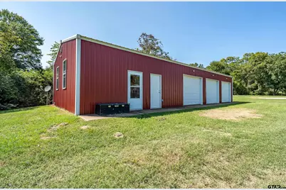 13900 County Road 2139, Troup, TX 75789 - Photo 11
