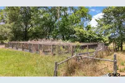 1423 An County Road 469, Palestine, TX 75803 - Photo 15