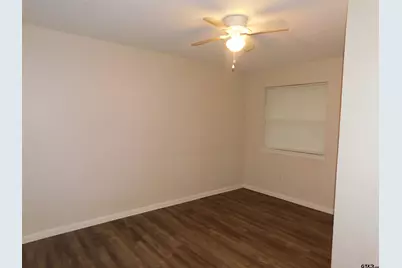 602 E South St Unit 8, Lindale, TX 75771 - Photo 5