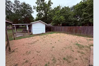 306 Floyd St, Winnsboro, TX 75494 - Photo 17