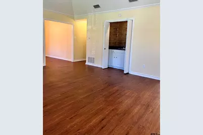 218 Heritage Cir, Tyler, TX 75703 - Photo 3