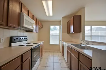 703 Memory Ln, Whitehouse, TX 75791 - Photo 7