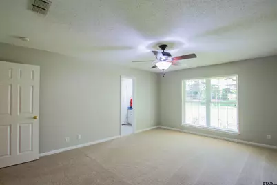 604 Hampshire St, Longview, TX 75605 - Photo 25