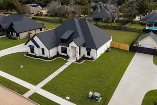 12318 Harlon St, Flint, TX 75762 - Photo 1