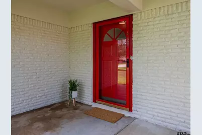 423 Hardee Dr, Chandler, TX 75758 - Photo 3