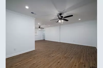 423 Hardee Dr, Chandler, TX 75758 - Photo 5