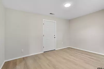 1005 E 9th, Mt Pleasant, TX 75455 - Photo 17