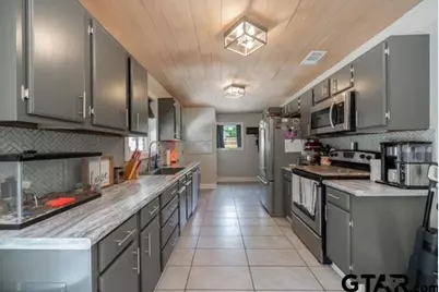 11300 County Road 2326, Tyler, TX 75707 - Photo 9