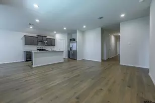 1008 N River Oaks Ln, Chandler, TX 75758 - Photo 3