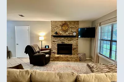 403 Shelly Drive, Whitehouse, TX 75791 - Photo 3