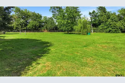 702 Noonday Rd, Chandler, TX 75758 - Photo 33