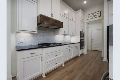7336 Shoal Creek Ct., Tyler, TX 75703 - Photo 9