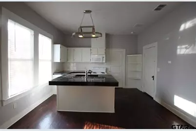 522 W Dobbs, Tyler, TX 75701 - Photo 13