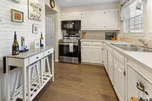 219 Texas, Hideaway, TX 75771 - Photo 5