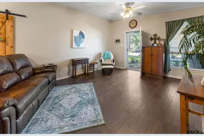 219 Texas, Hideaway, TX 75771 - Photo 3