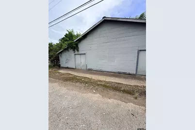 320 E Garland St, Grand Saline, TX 75140 - Photo 3