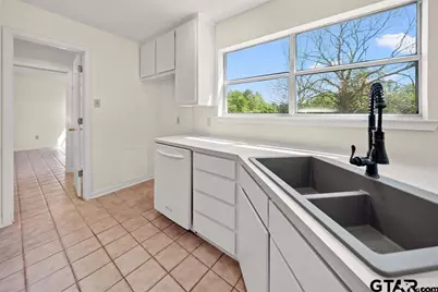 1707 Cr 4101, Jacksonville, TX 75766 - Photo 15