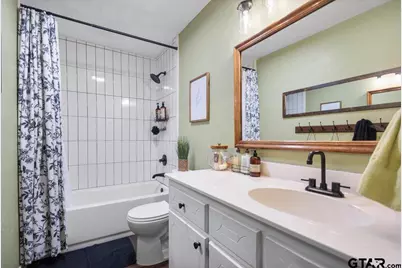 407 Briar Court, Overton, TX 75684 - Photo 13