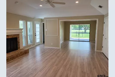 2806 Laurel Oak Dr, Garland, TX 75044 - Photo 3