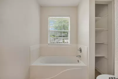 111 Bluebird, Whitehouse, TX 75791 - Photo 21