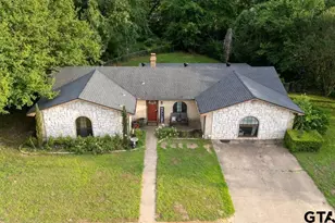 303 Wanda Dr, Winnsboro, TX 75494 - Photo 1