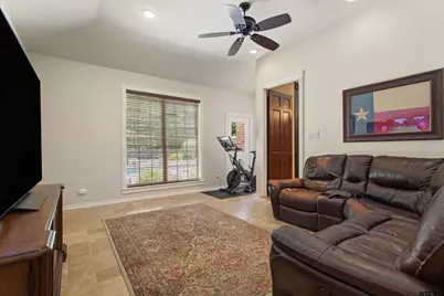 9301 Chisholm Trl, Tyler, TX 75703 - Photo 17