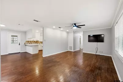 3217 Libbie, Tyler, TX 75707 - Photo 5
