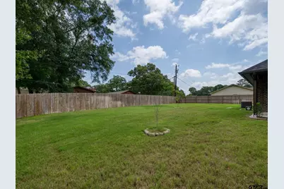 21317 Dean St, Chandler, TX 75758 - Photo 25