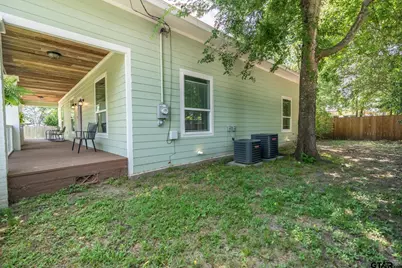 200 W Van St, Lindale, TX 75771 - Photo 43